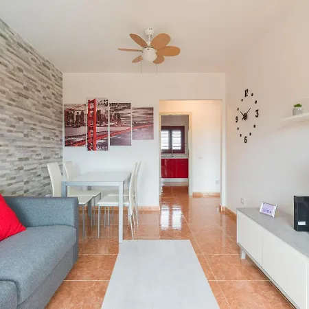 Apartamento Ava Con Terraza Y Piscina Apartamento *
